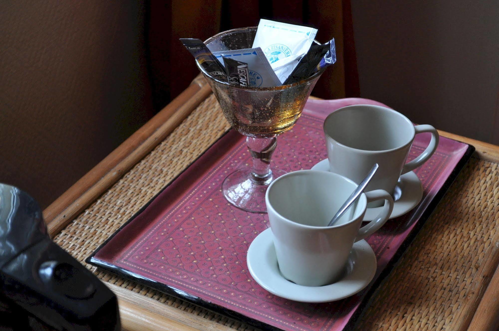 Bed and Breakfast Le Chateau Des Ormes Lambersart Exterior foto