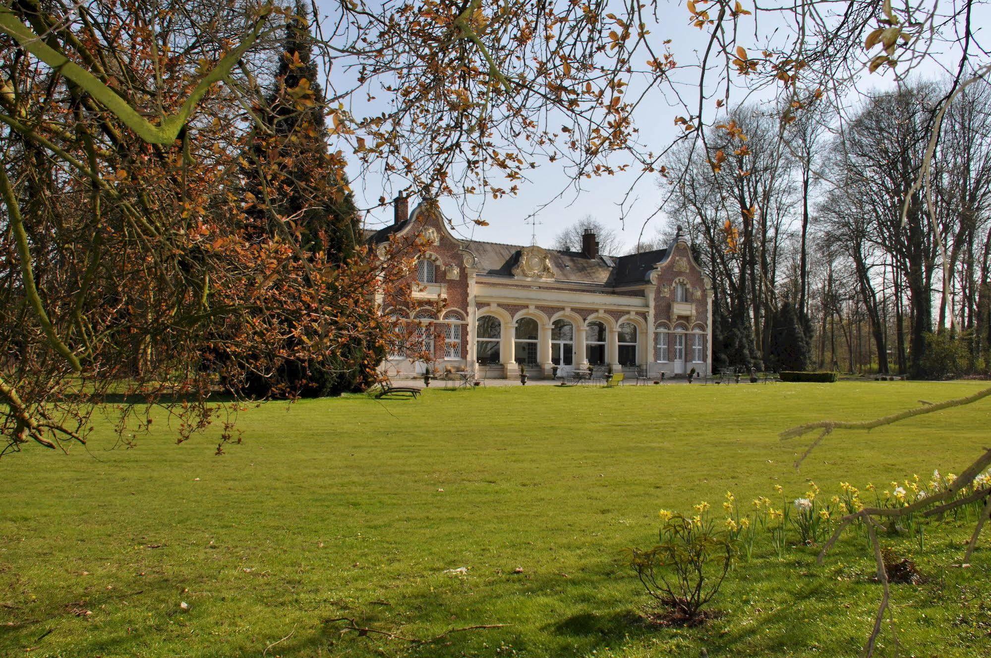 Bed and Breakfast Le Chateau Des Ormes Lambersart Exterior foto